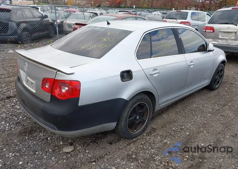 2007 Volkswagen Jetta Wolfsburg Edition из США, поврежденный, VIN 3VWEG71K87M072269